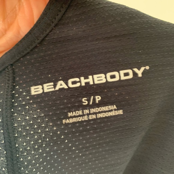Beachbody Crop Top NWT - Picture 3 of 6